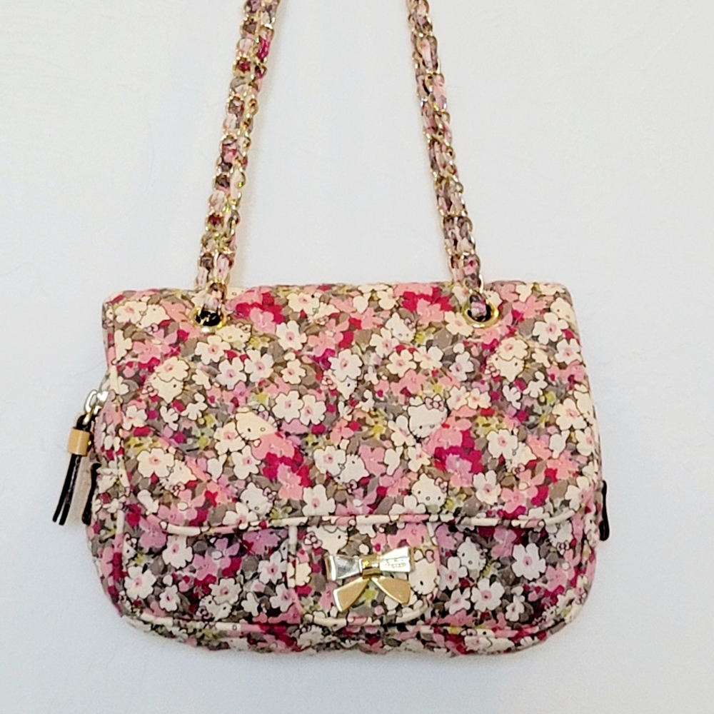 HELLO Kitty Purse by Samantha Thavasa.  Japan Excl